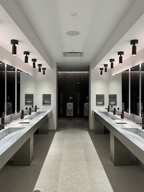 Commercial bathroom (002)