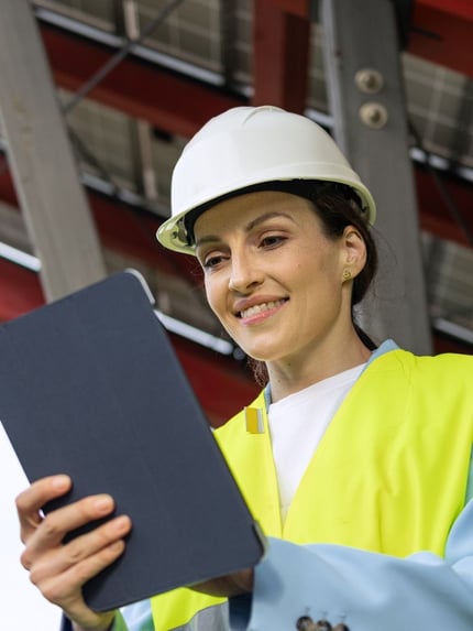 Lady Hvac worker
