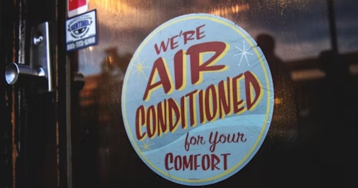 Sign saying Were Air conditioned